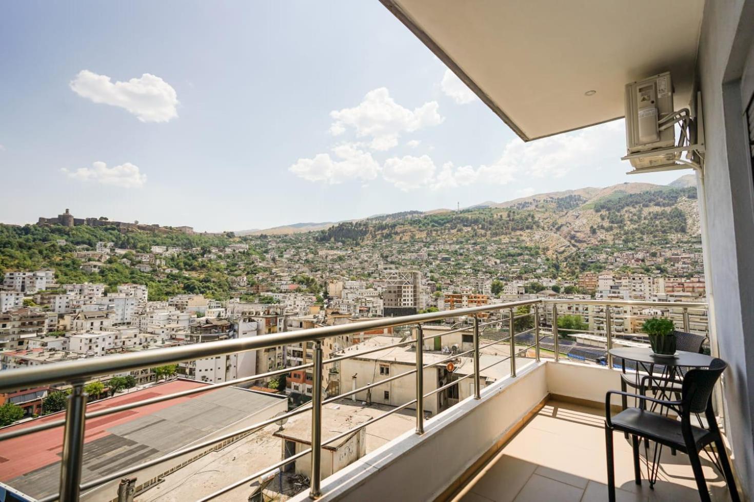 View City Apartments Gjirokastër Eksteriør bilde